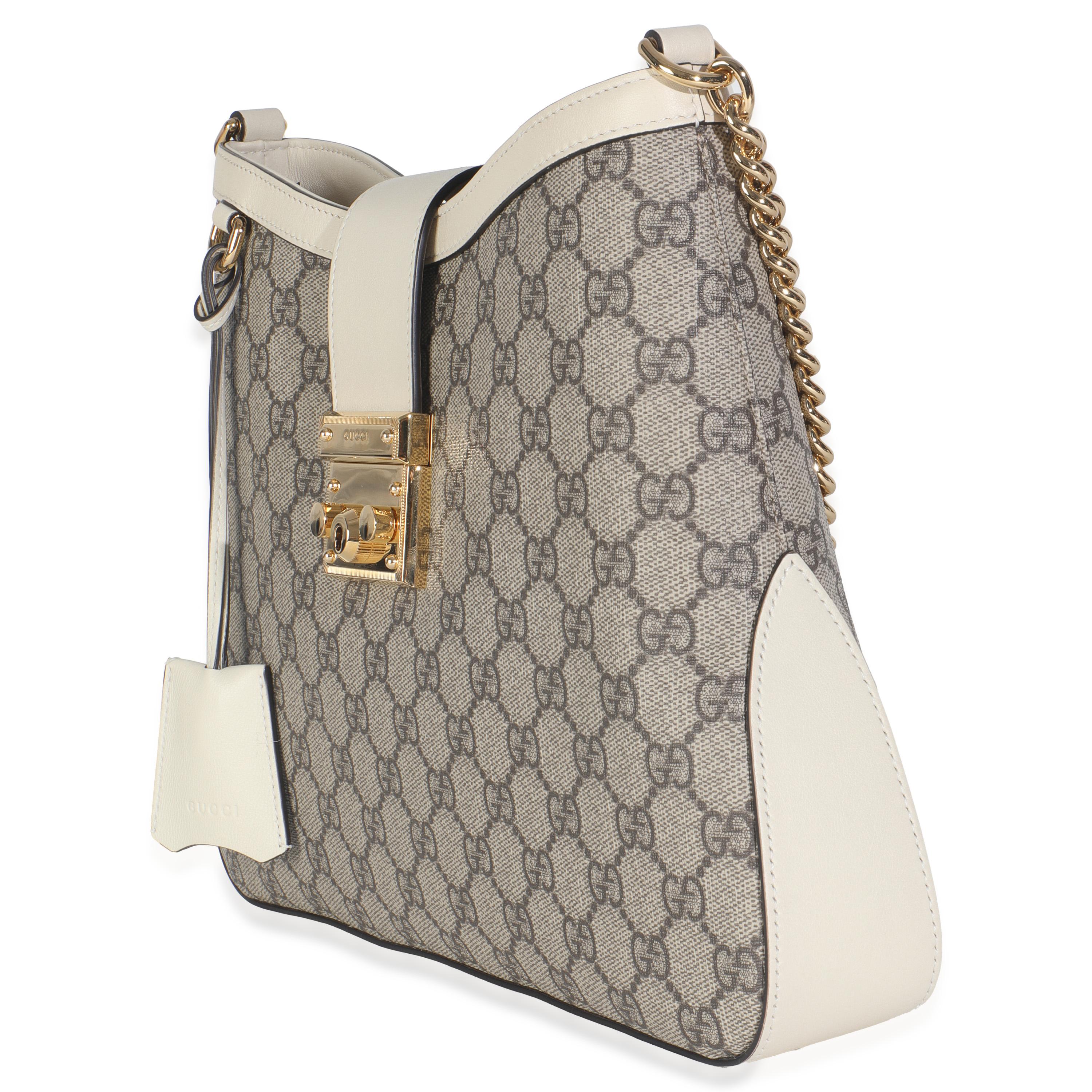 Gucci Beige Ebony GG Supreme Canvas Moon Calfskin Medium Padlock Shoulder Bag Pour femmes en vente