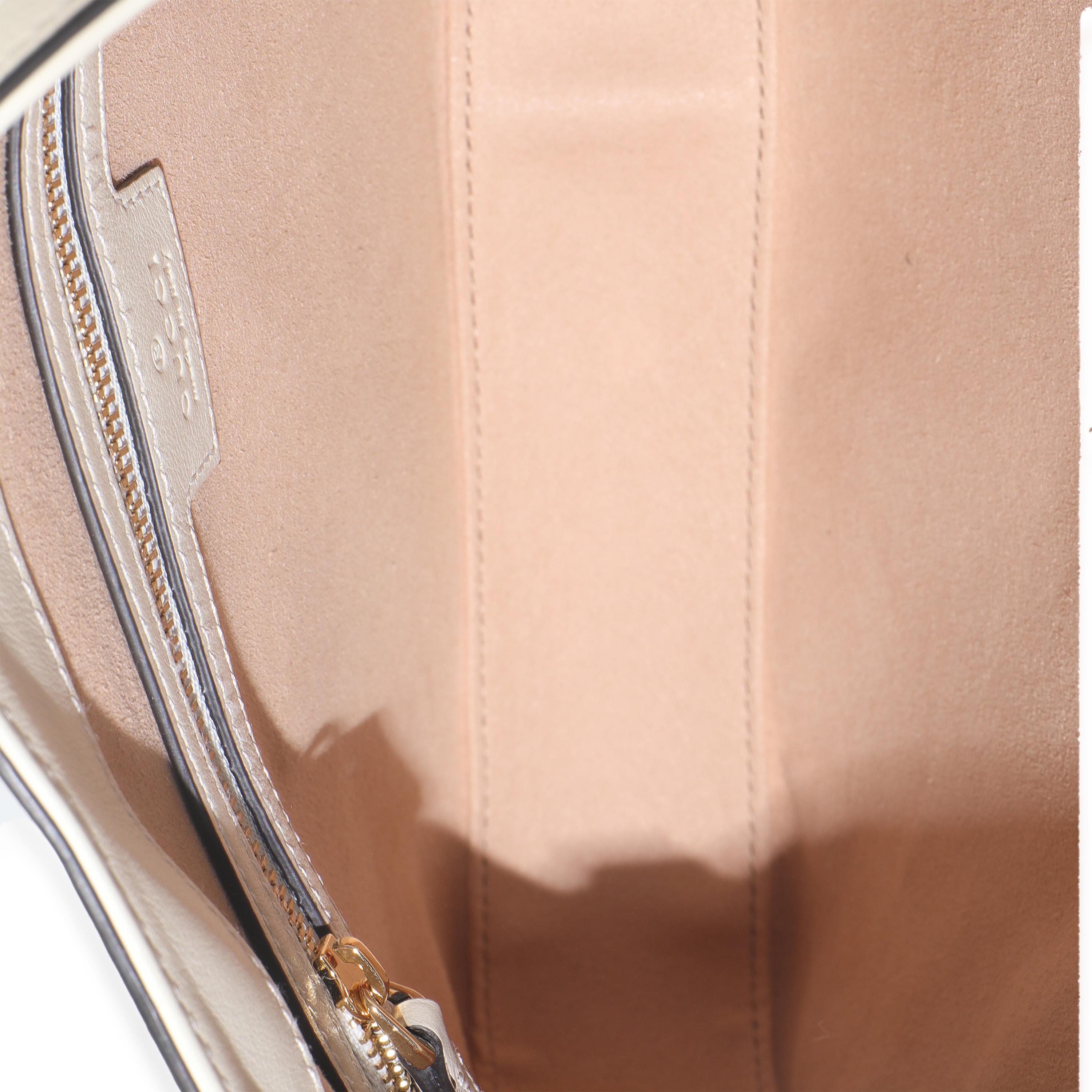 Gucci Beige Ebony GG Supreme Canvas Moon Calfskin Medium Padlock Shoulder Bag en vente 1