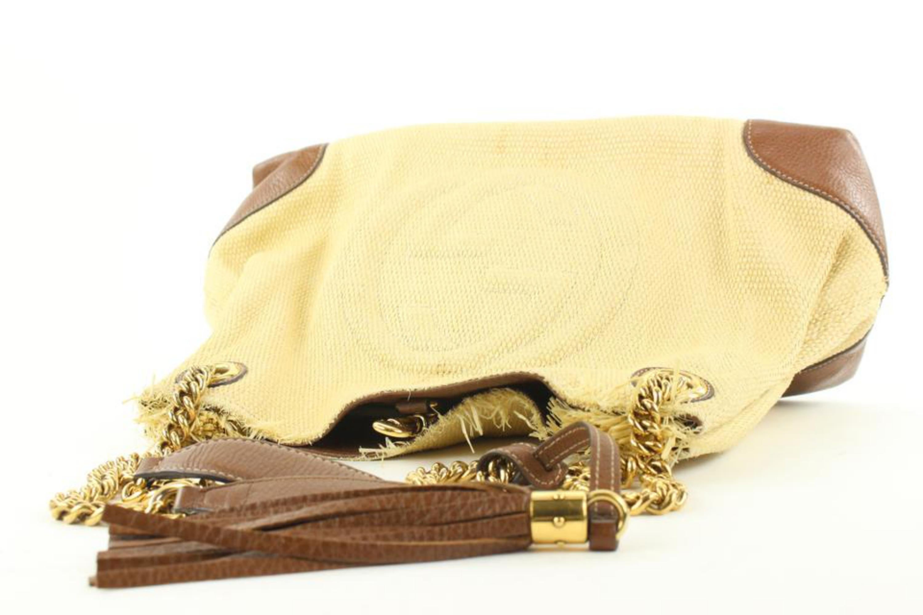 Gucci Beige Fringe Tassel Cream Raffia Soho Chain Tote Bag 2GA1113 In Fair Condition For Sale In Dix hills, NY