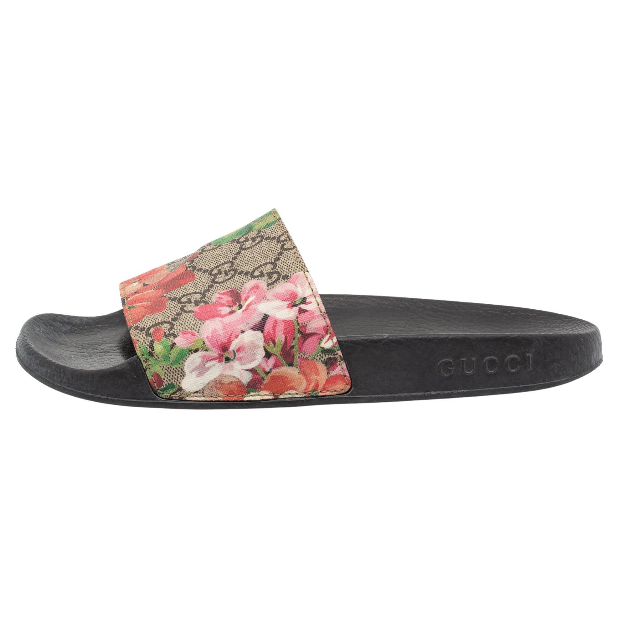 Gucci Beige GG Blooms Coated Canvas Slide Sandal Size 38