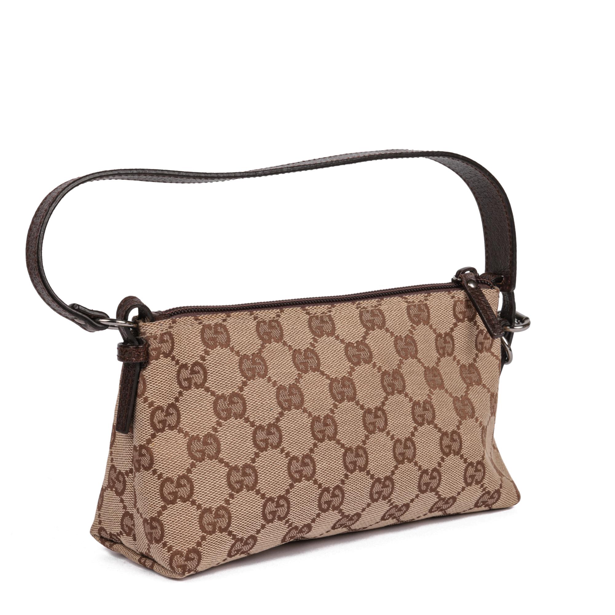 GUCCI
Beige GG Canvas & Brown Calfskin Leather Vintage Small Pochette

Xupes Reference: CB889
Serial Number: 103399 002404
Age (Circa): 2000
Accompanied By: Gucci Dust Bag
Authenticity Details: Date Stamp (Made in Italy)
Gender: Ladies
Type: Top