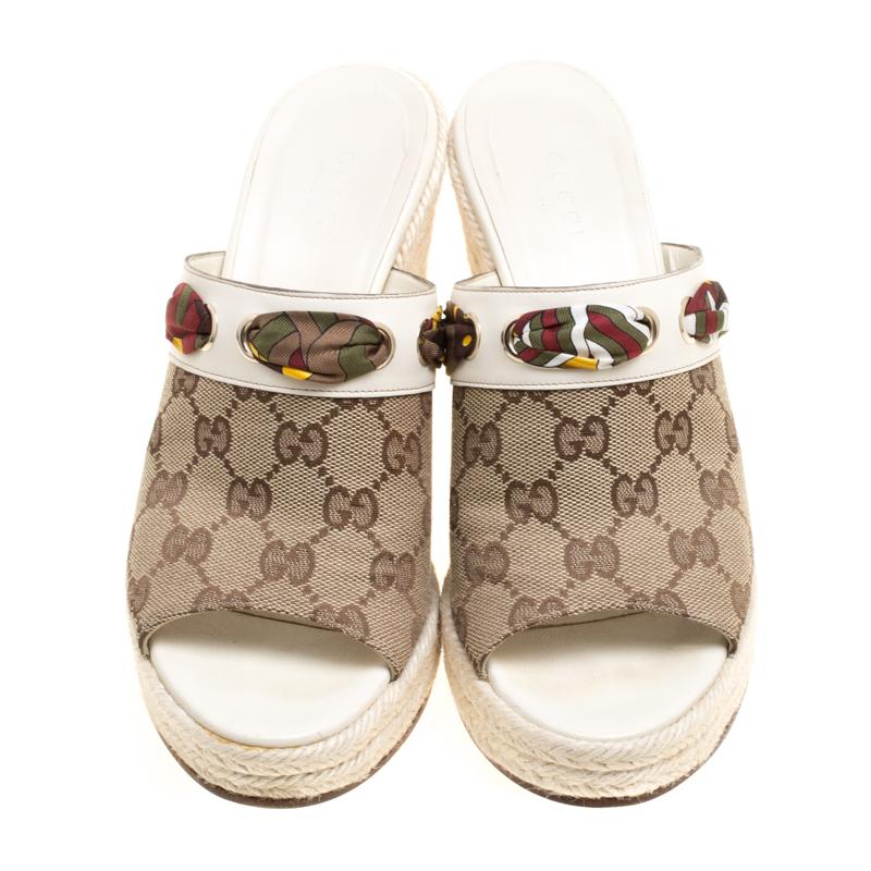 Gucci Beige GG Canvas Espadrille Wedge Peep Toe Slides Size 36.5 In Good Condition In Dubai, Al Qouz 2