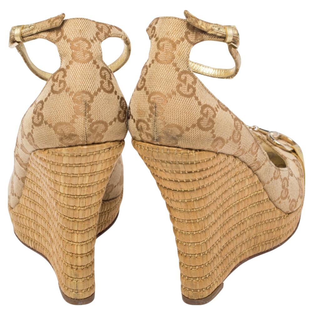 gold gucci wedges
