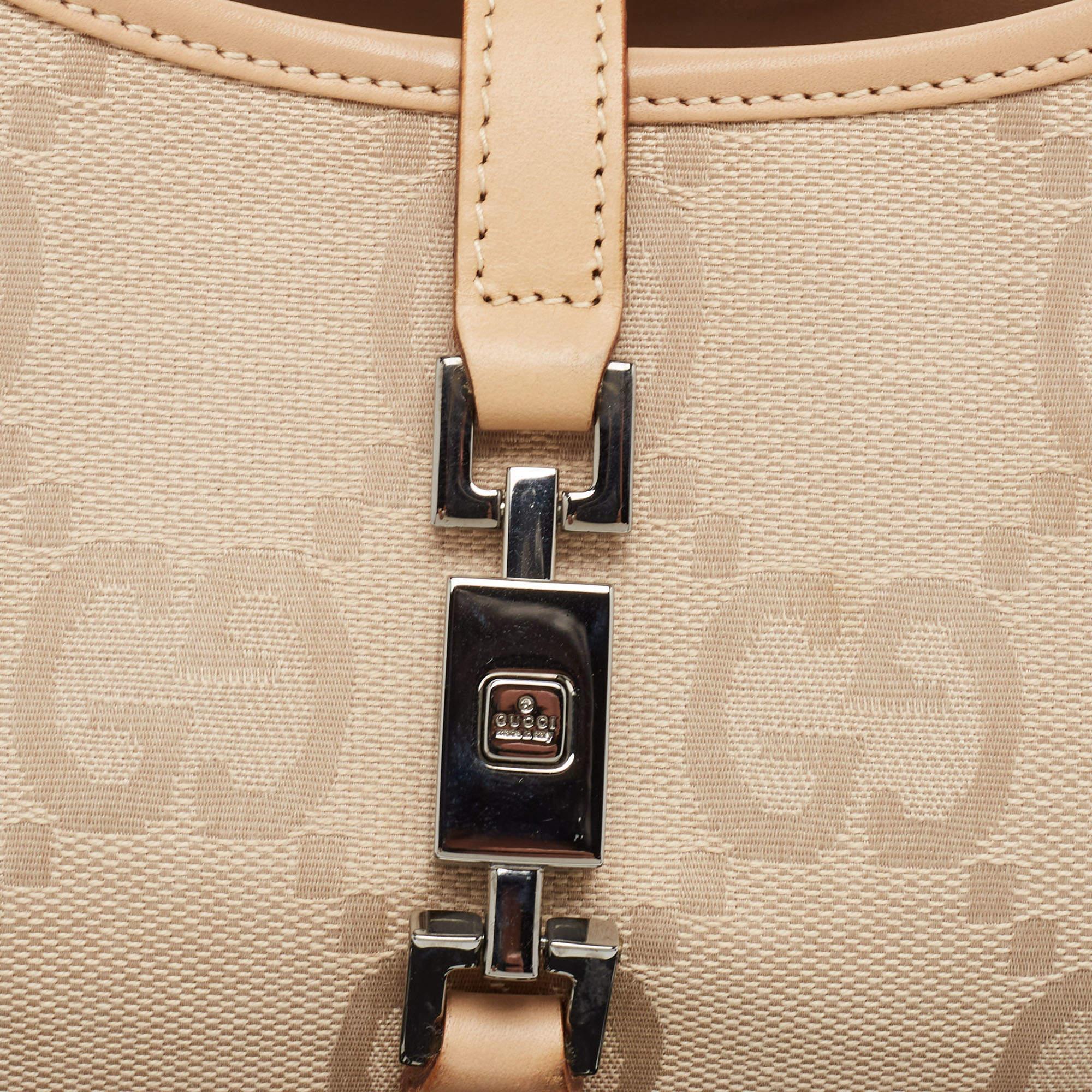 Gucci Beige GG Canvas Jackie Tote 6