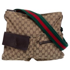 Gucci GG Canvas Medium Web Messenger Bag mit doppelter Tasche in Beige