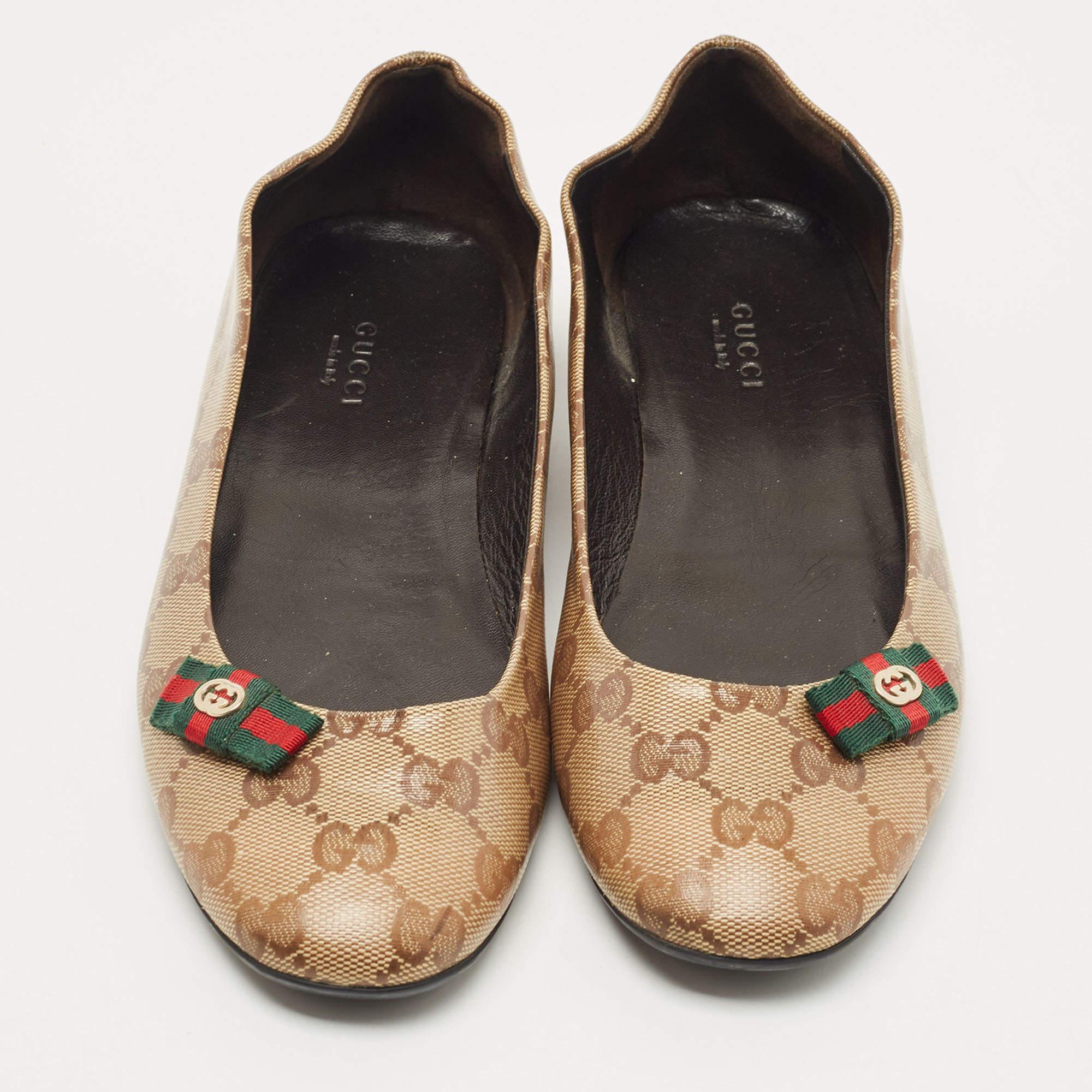 Complete your look by adding these designer ballet flats to your collection of everyday footwear. They are crafted skilfully to grant the perfect fit and style.


Includes
Original Box, Price Tag