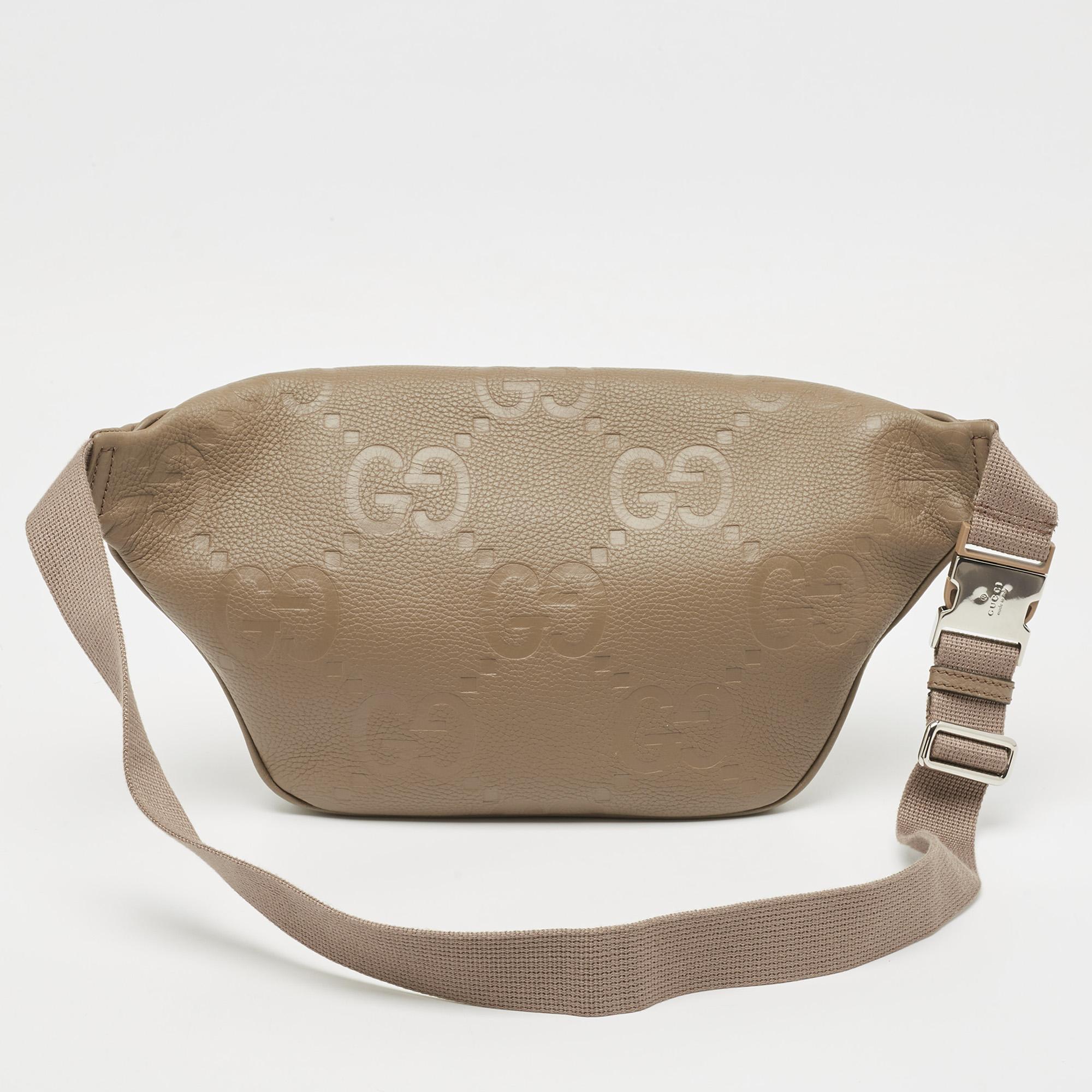 Belt bags are edgy, stylish and will never disappoint you when it comes to completing an outfit! This Gucci one is crafted wonderfully with a smart exterior, a compact, well-lined interior, and an adjustable belt that sits perfectly on your waist.