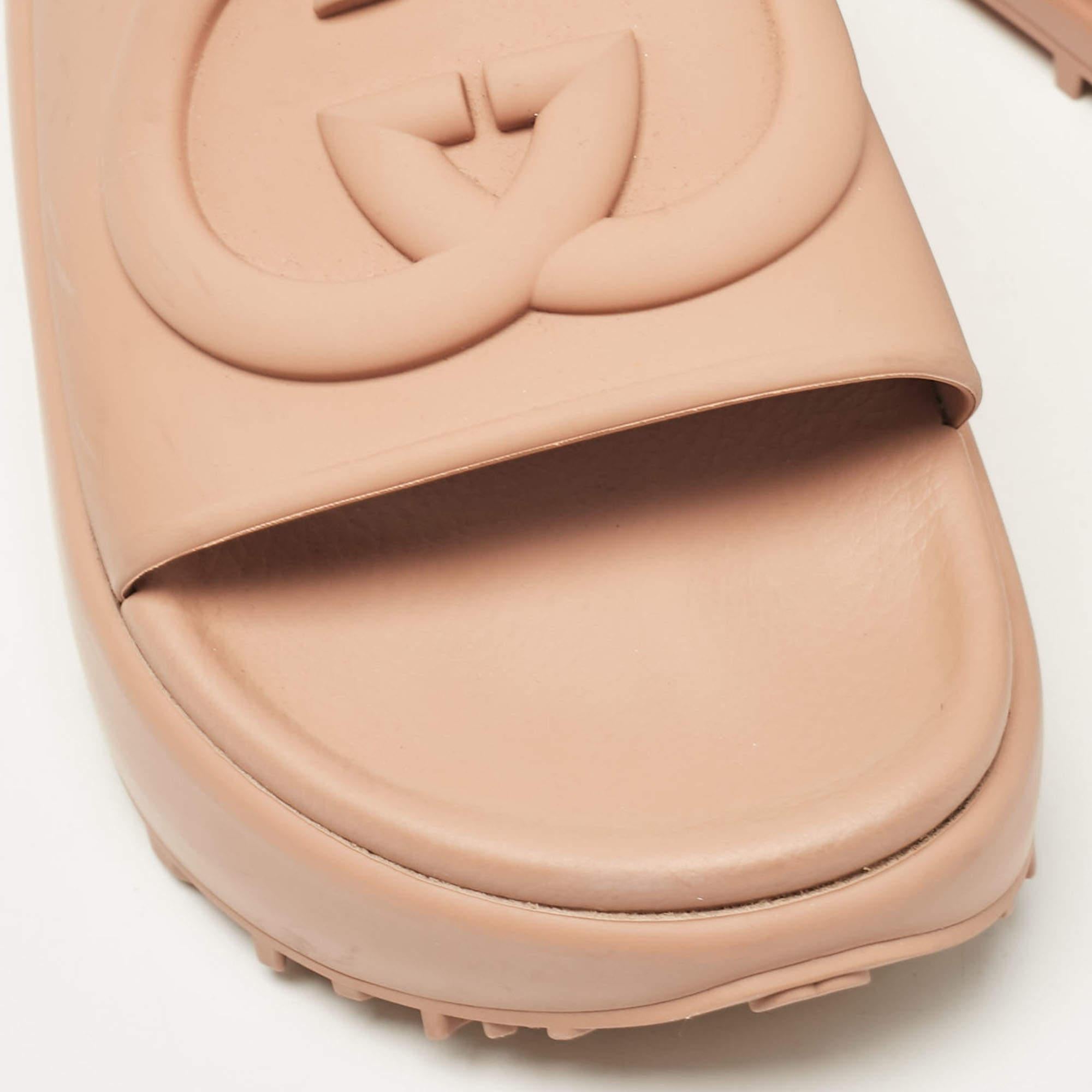 Gucci Beige GG Rubber Slide Sandals Size 38 3