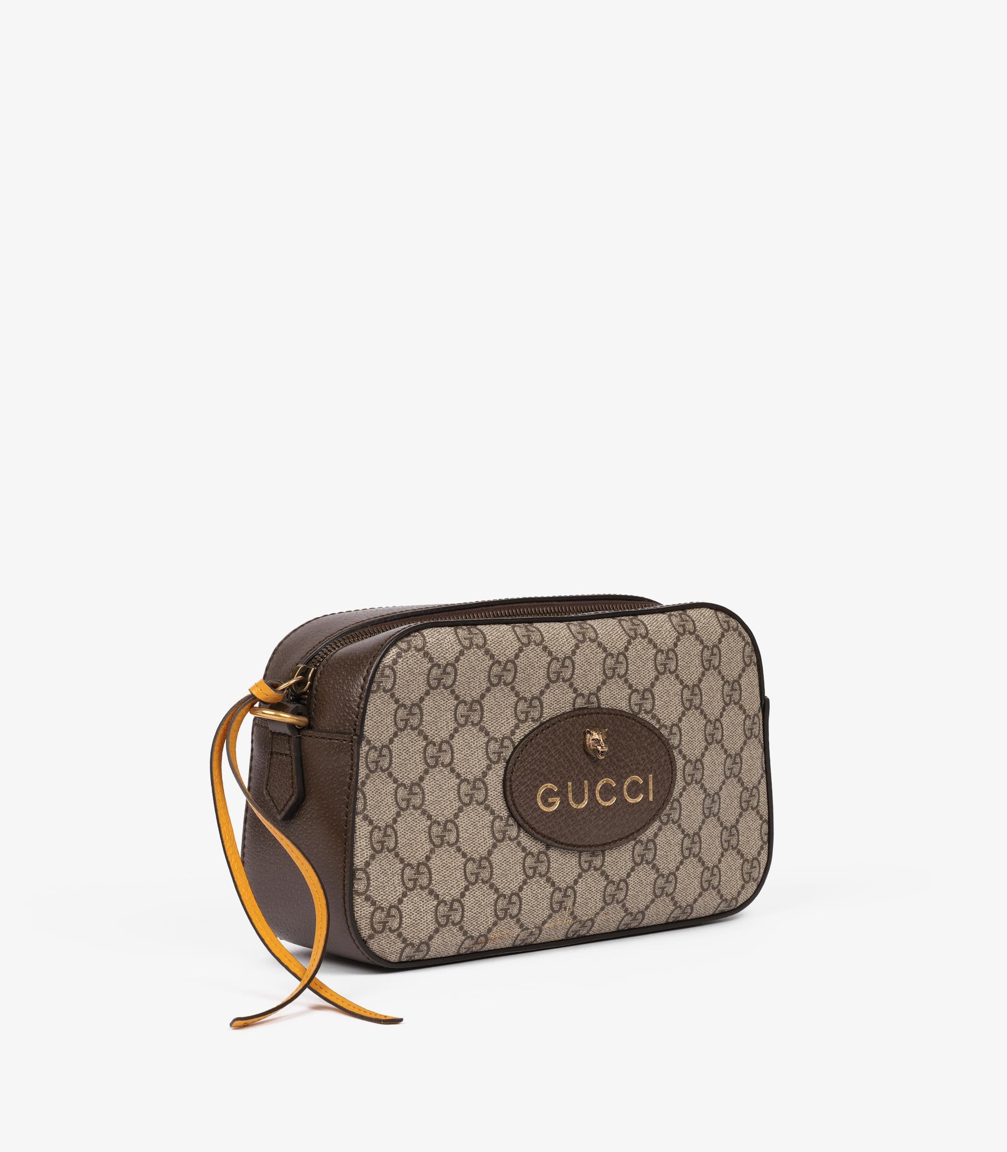 Gucci Beige GG Supreme Coated Canvas, Brown & Yellow Pigskin Leather Web Neo Vintage Small Messenger

Détails du produit
Xupes Ref : HB5914
Marque : Gucci
Modèle : Neo Vintage By Small Messenger
Type : Corps à main, épaule
Numéro de série :