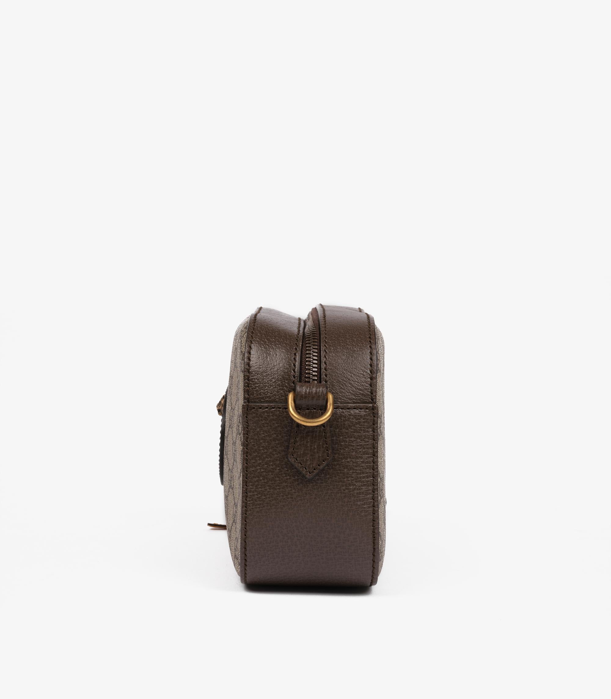 Petit messager en cuir beige GG Supreme, marron et jaune Web Neo Vintage de Gucci Unisexe en vente