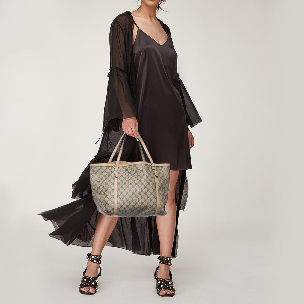 gucci shopper beige