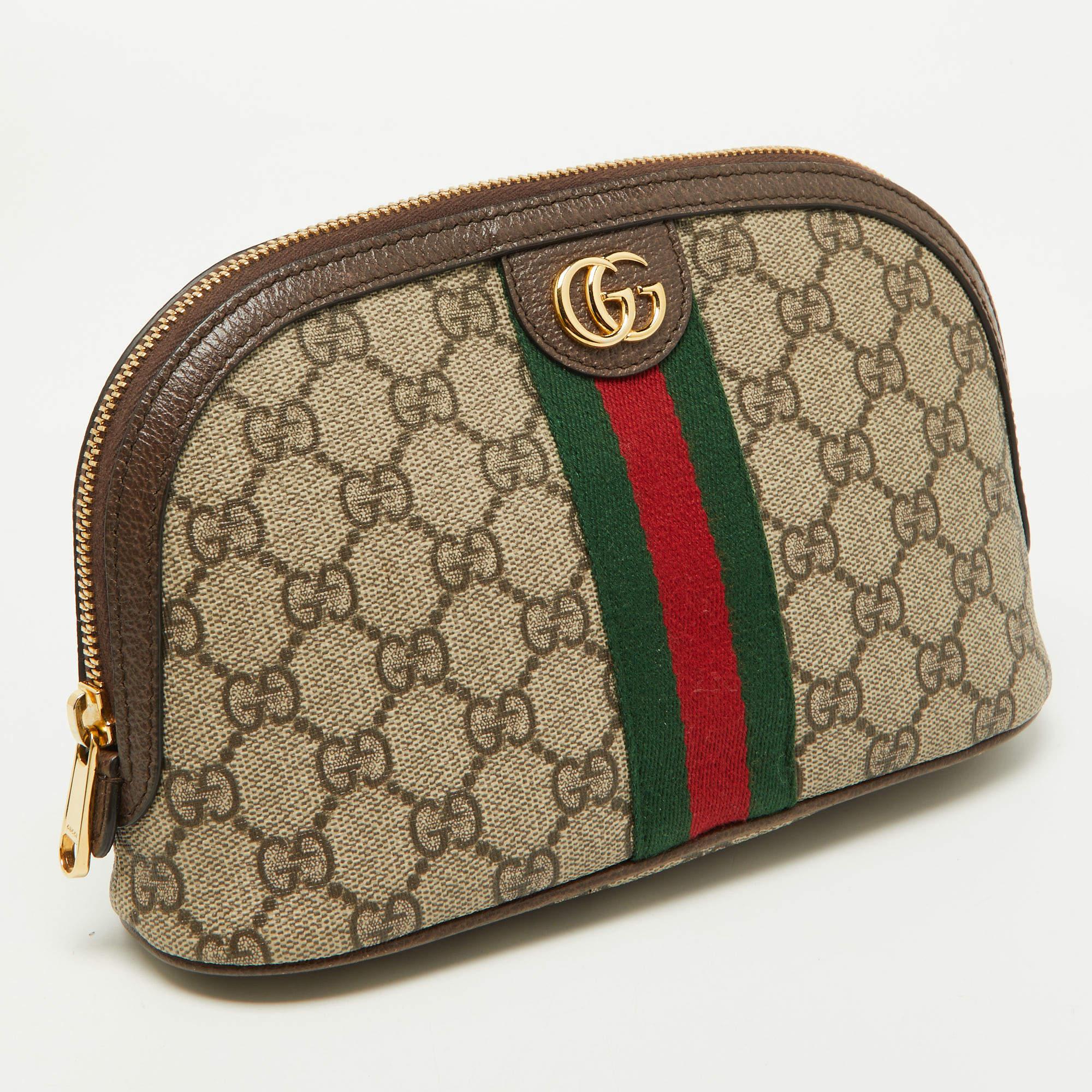 Gucci Beige GG Supreme Canvas and Leather Pouch In Good Condition In Dubai, Al Qouz 2