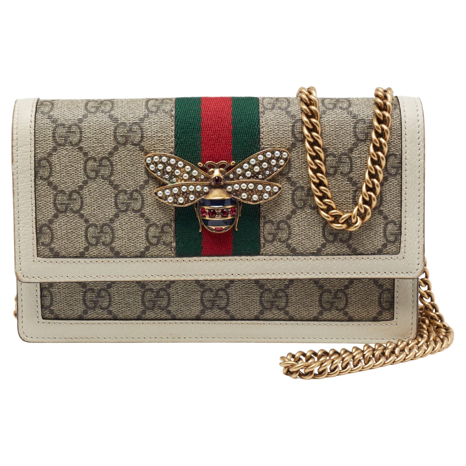 Gucci Beige GG Supreme Canvas and Leather Web Queen Margaret Wallet on  Chain at 1stDibs | gucci queen margaret wallet on chain, gg supreme web  wallet, queen margrethe monogram