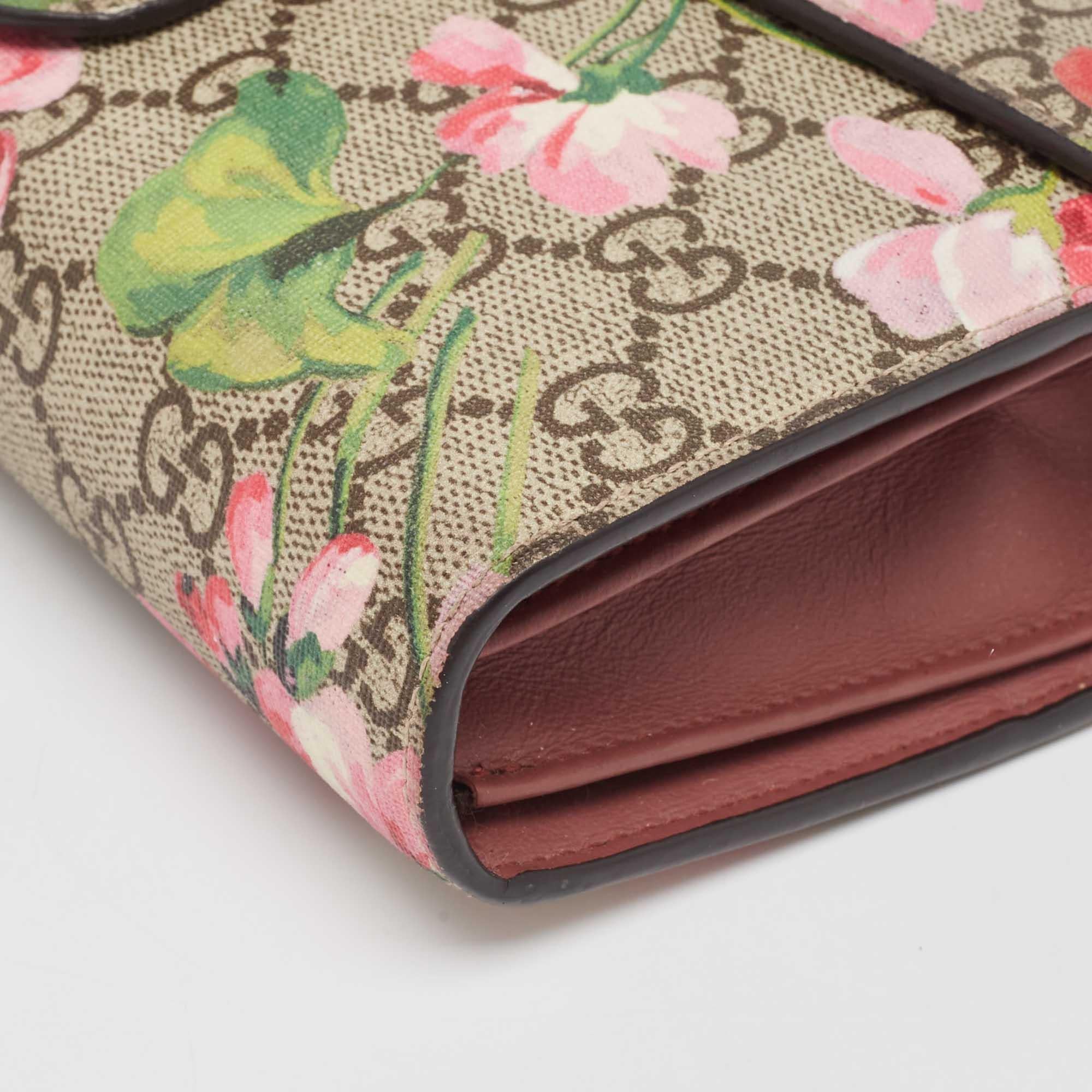 Gucci Beige GG Supreme Canvas Blooms Dionysus Brieftasche an Kette im Angebot 8
