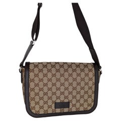 Gucci Beige GG Supreme Canvas Flap Messenger Bag