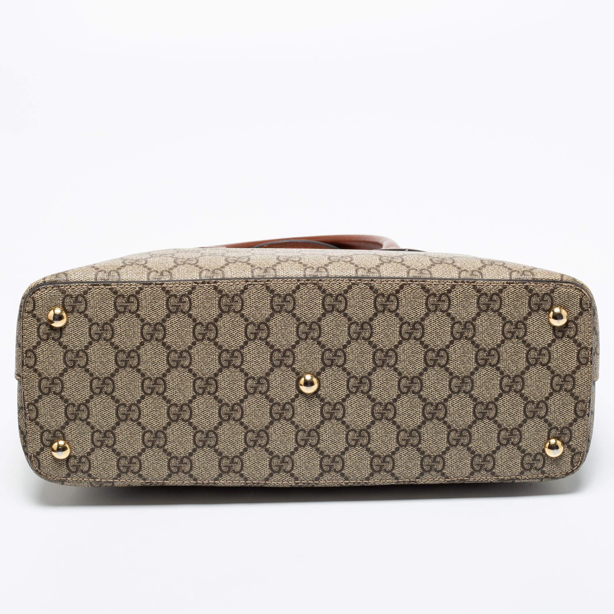 Gucci Beige GG Supreme Leather Small Top Zip Tote In Good Condition In Dubai, Al Qouz 2