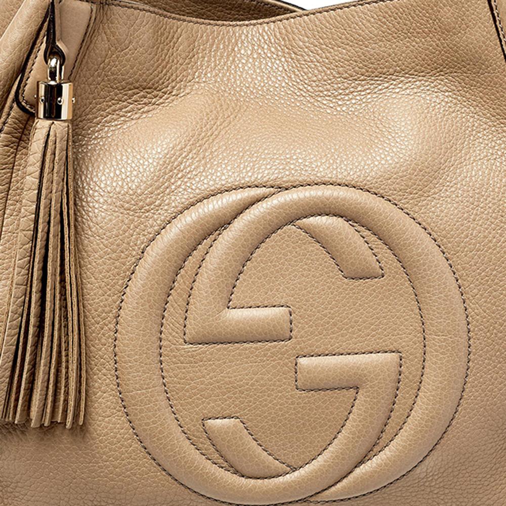 Gucci Beige Grained Leather Soho Tote In Good Condition In Dubai, Al Qouz 2