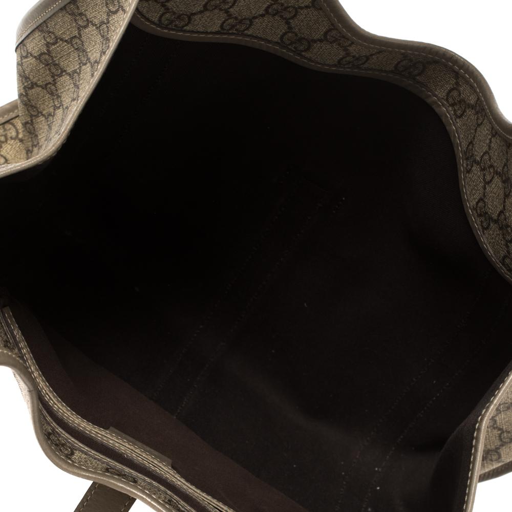 Gucci Beige/Grau GG Supreme beschichtetes Segeltuch und Leder Bardot Joy Hobo 6