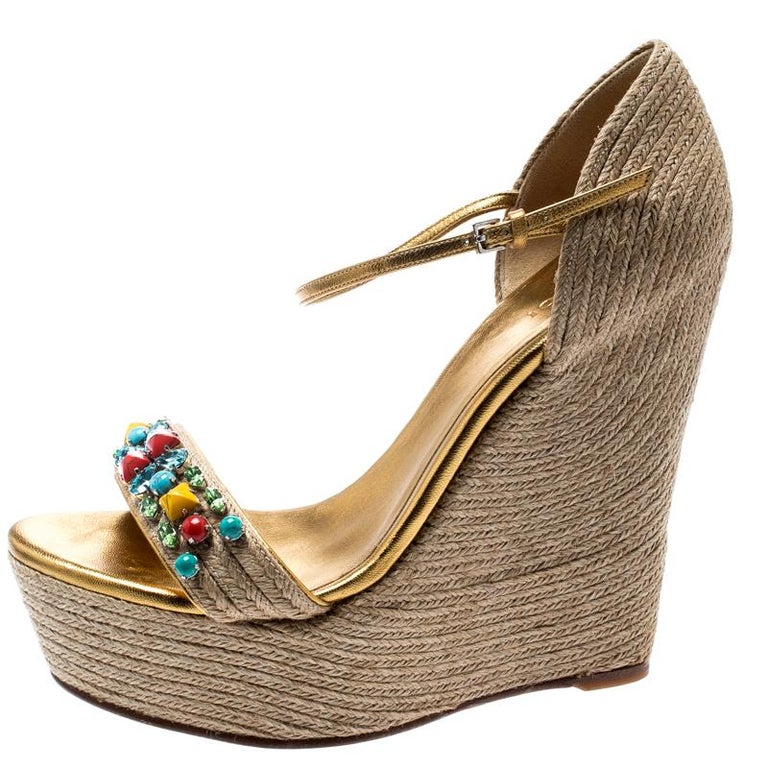 Gucci Beige Jute Metallic Gold Carolina Crystal Platform Wedge Sandals ...