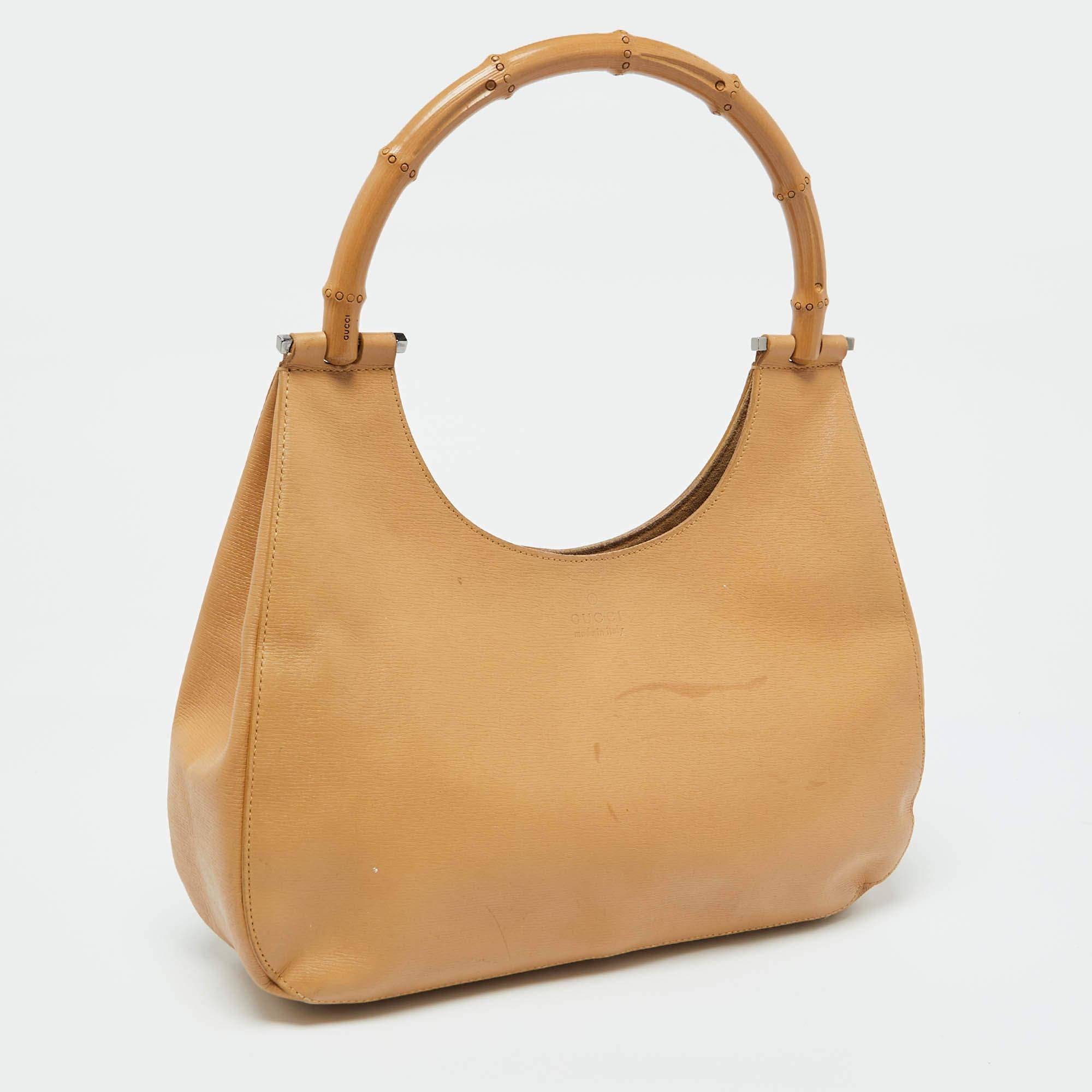 Gucci Beige Leather Bamboo Handle Hobo In Fair Condition In Dubai, Al Qouz 2
