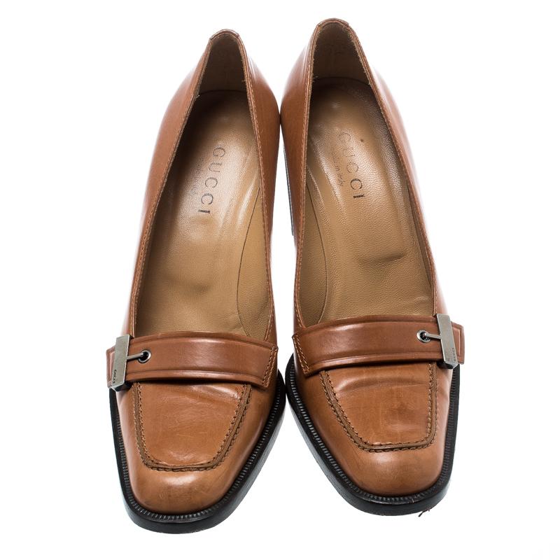 Gucci Beige Leather Buckle Detail Loafer Pumps Size 38 In Good Condition In Dubai, Al Qouz 2