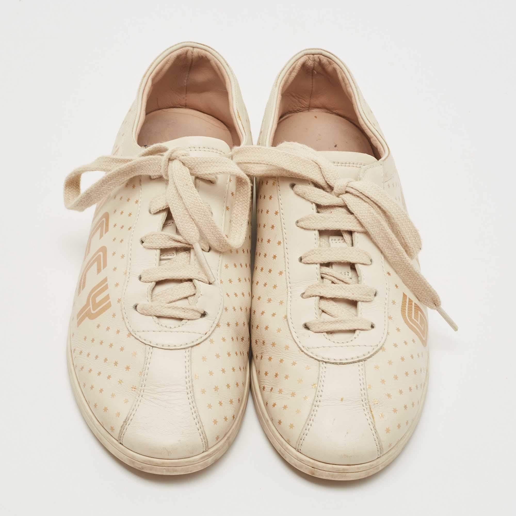 Gucci Beige Leather Falacer Guccy Sneakers Size 37 In Good Condition In Dubai, Al Qouz 2
