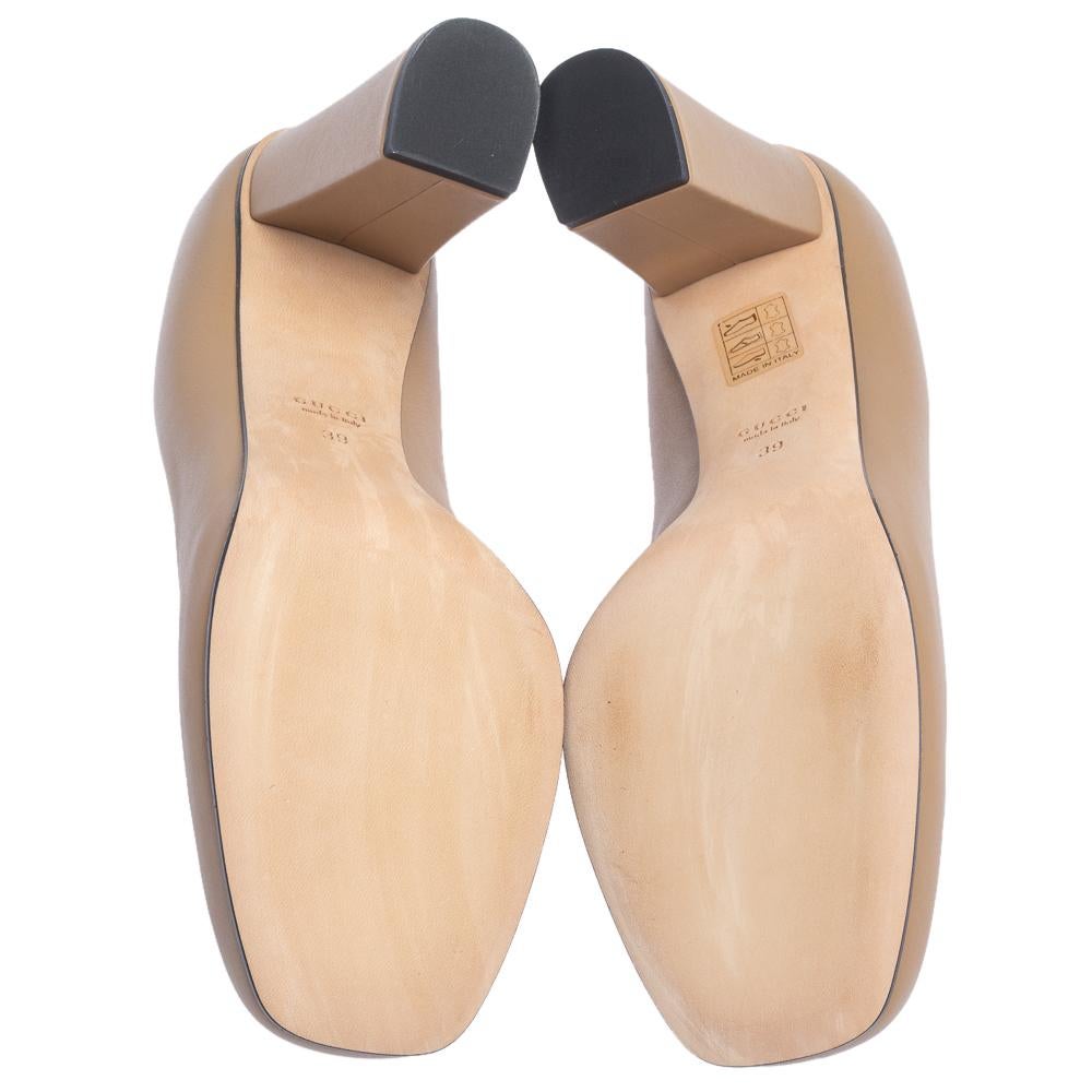 pumps mit blockabsatz beige
