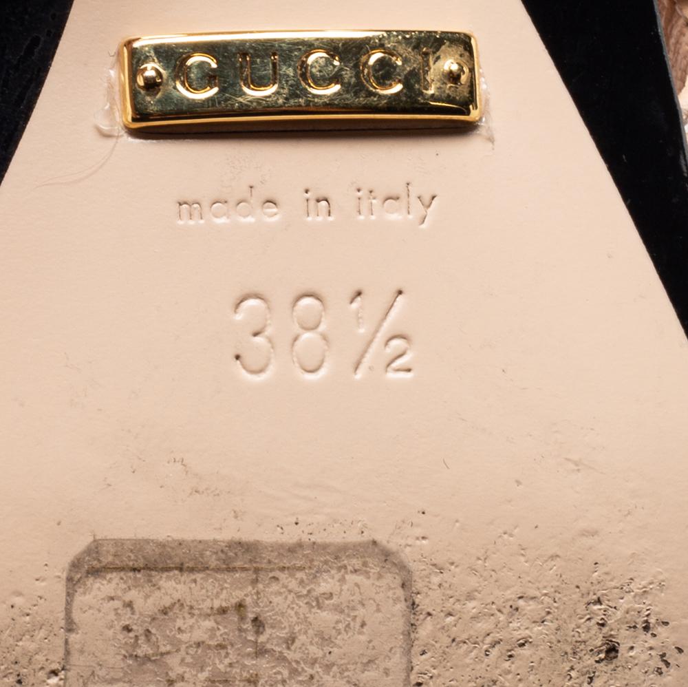 Gucci Beige Leather Horsebit Pointed Toe Slingback Sandals Size 38.5 In Good Condition In Dubai, Al Qouz 2