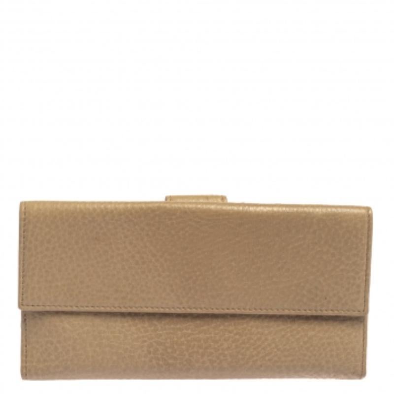Gucci Beige Leather Interlocking G Continental Wallet For Sale 5