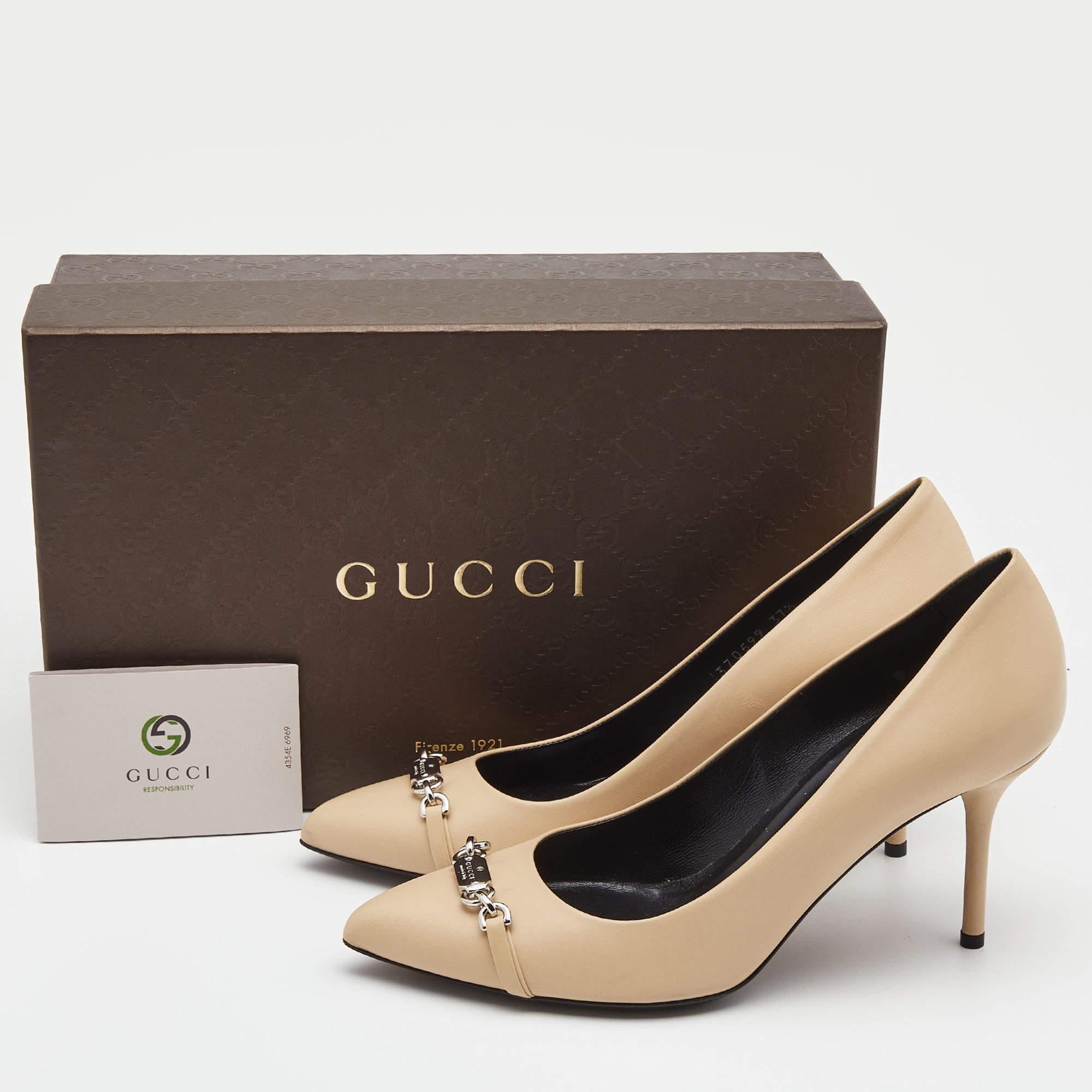 Gucci Beige Leather Logo plaque Pointed Toe Pumps Size 37.5 3