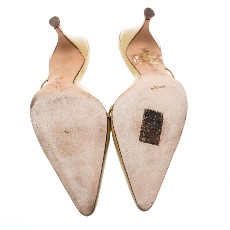 Women's Gucci Beige Leather Pointed Toe Mules Size 37