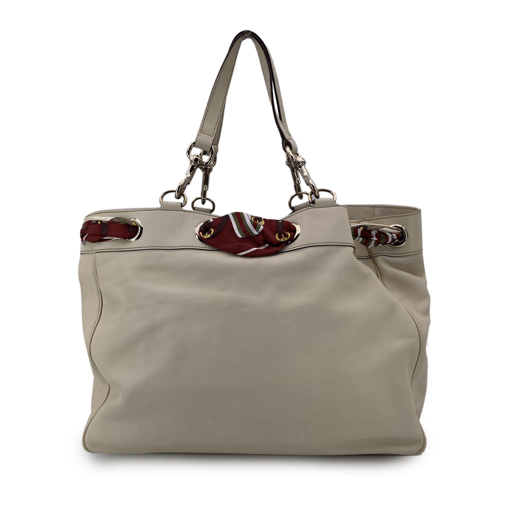 Gucci Beige Leather Positano Tote Bag with Silk Scarf In Good Condition In Rome, Rome