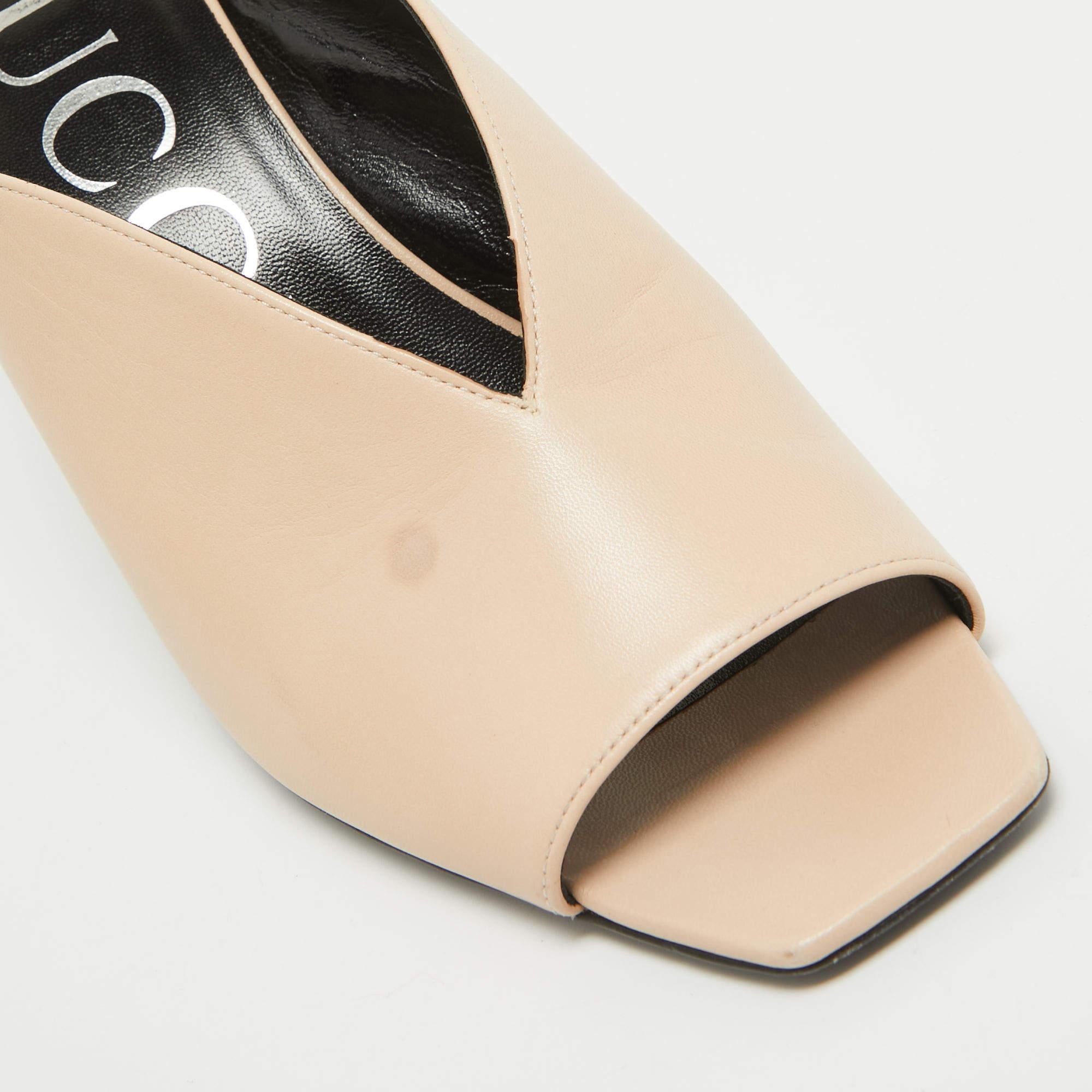 Gucci Beige Leder Slide Sandalen Größe 39 Damen im Angebot