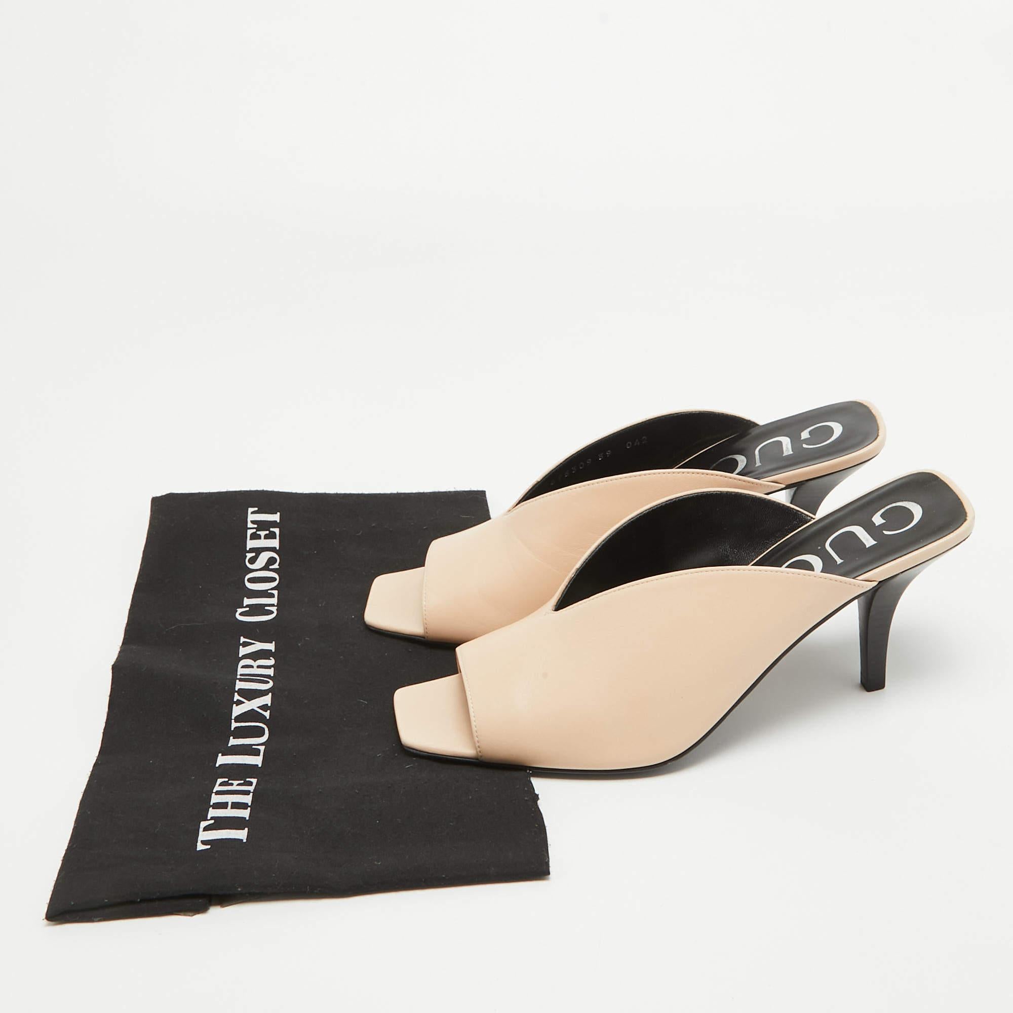 Gucci Beige Leather Slide Sandals Size 39 For Sale 2