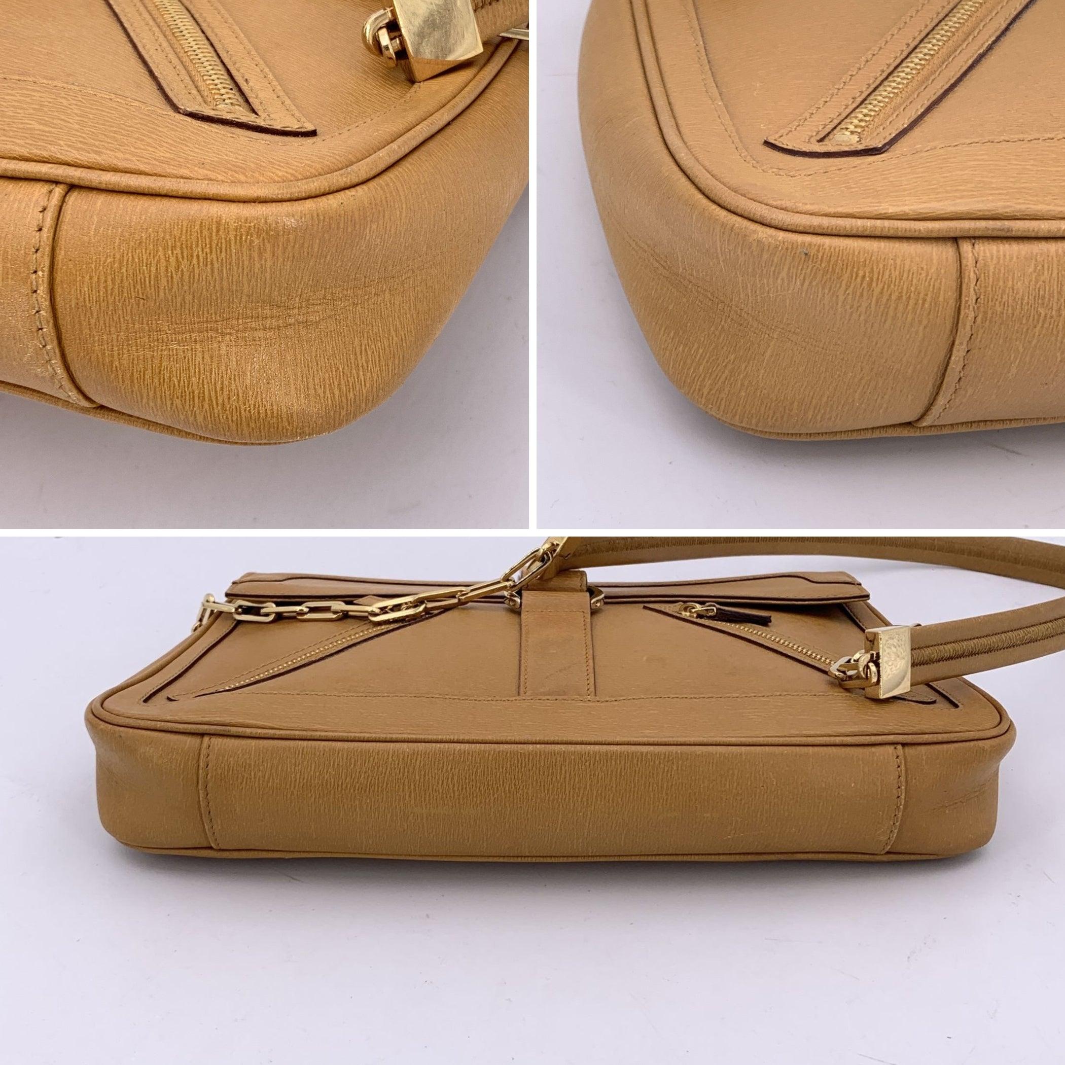 Bolso de hombro con cremallera de piel beige Gucci en venta 1