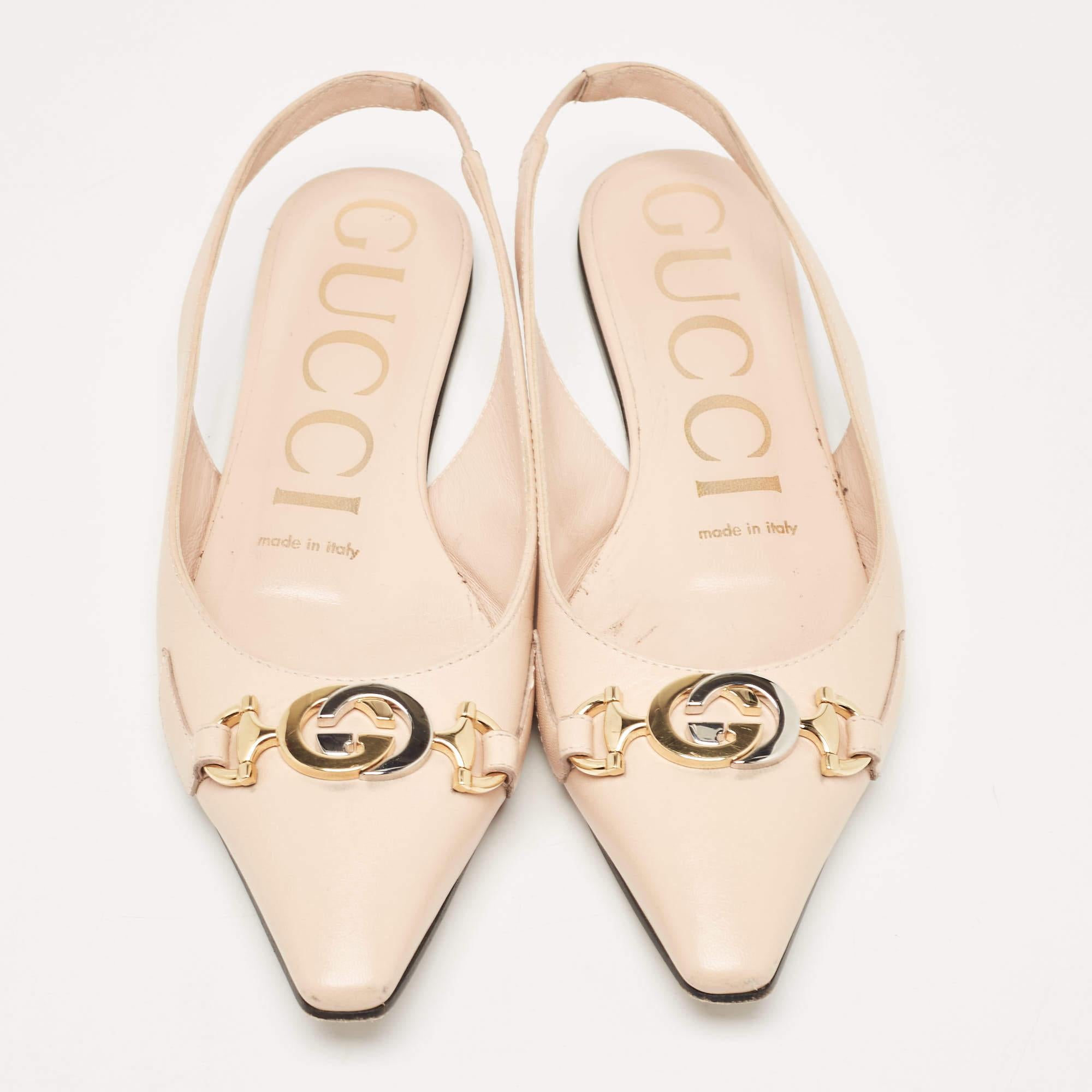 Gucci Beige Leather Zumi Slingback Flat Sandals Size 35.5 In Good Condition In Dubai, Al Qouz 2