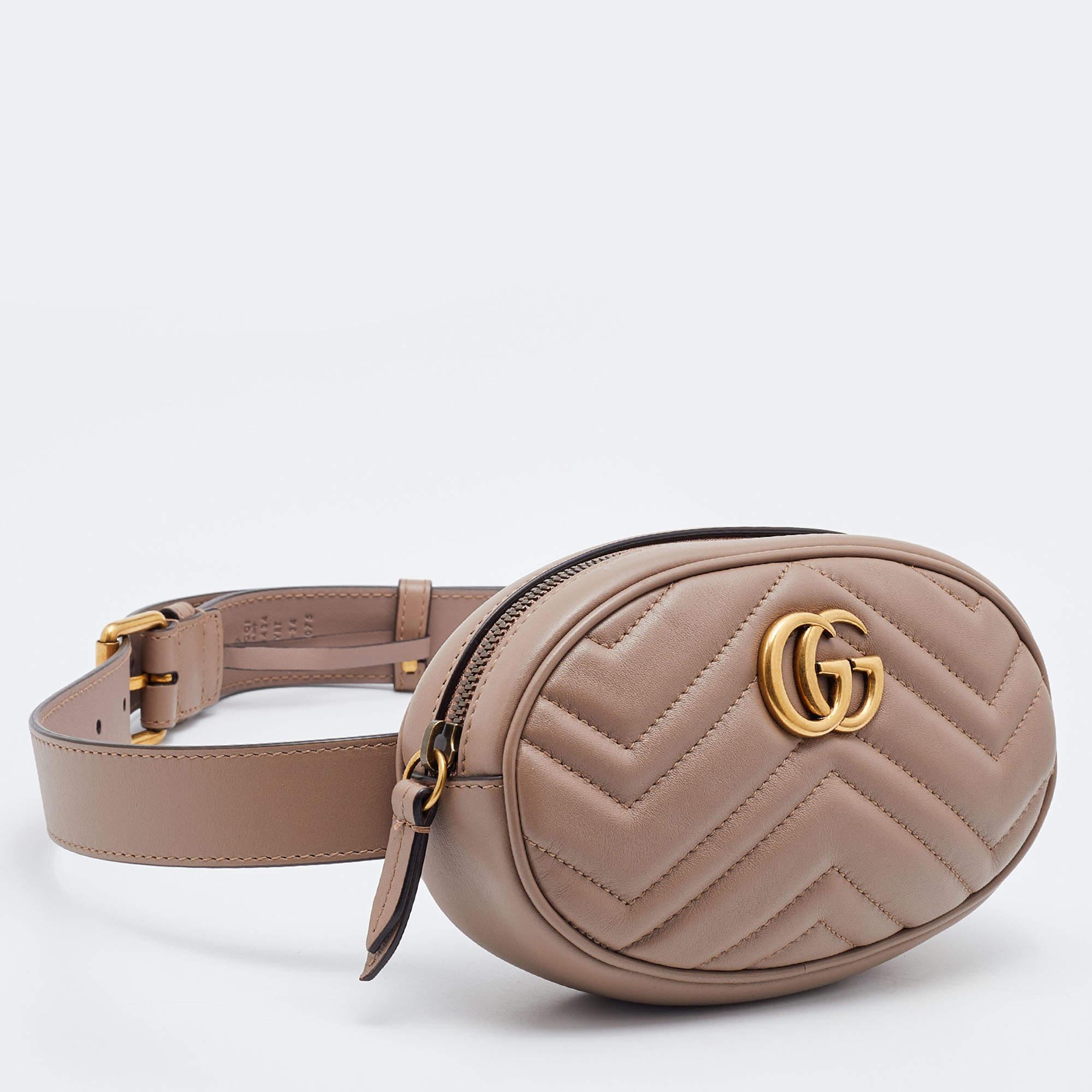 Gucci Beige Matelassé Leather GG Marmont Belt Bag In Good Condition In Dubai, Al Qouz 2