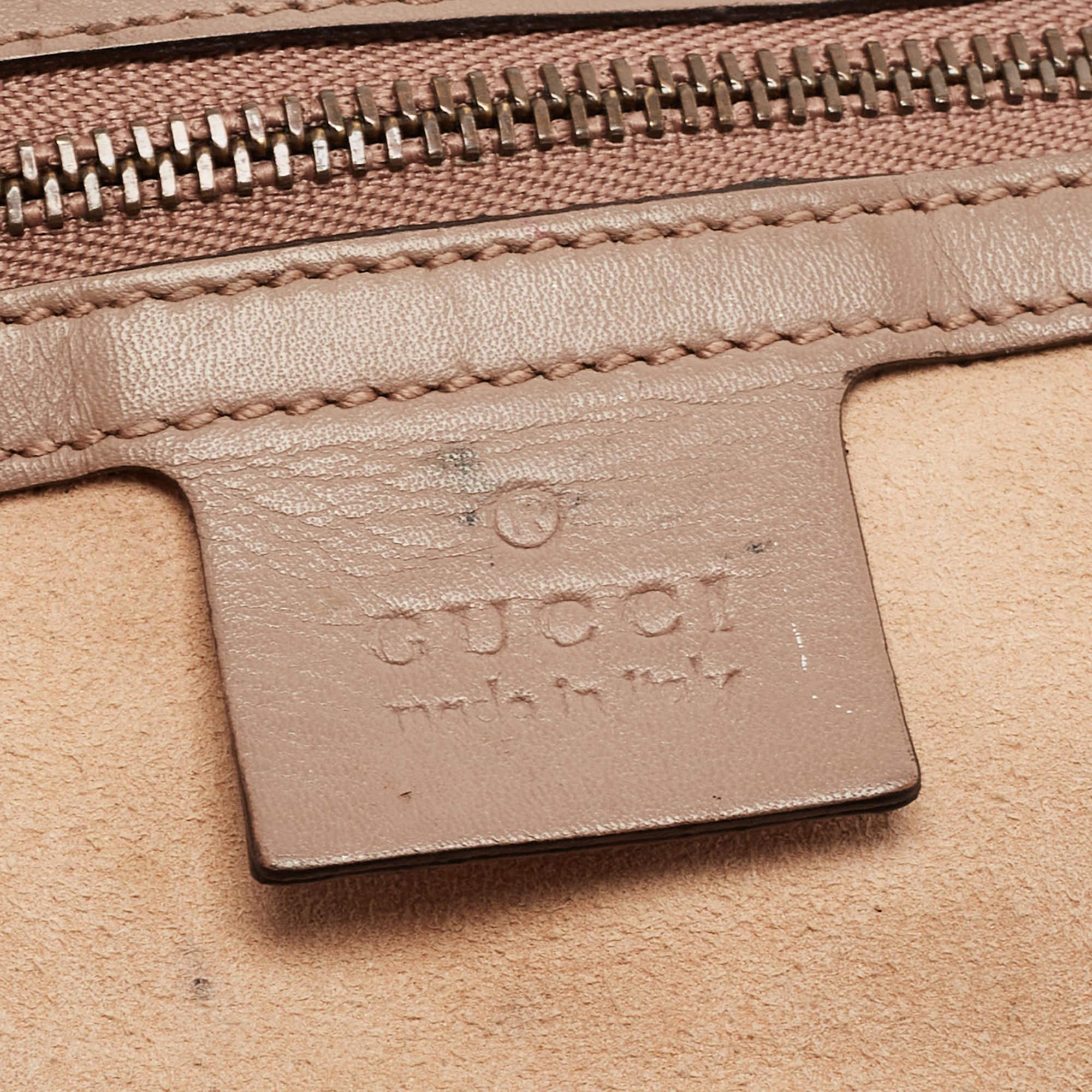 Gucci Beige Matelassé Leather Medium GG Marmont Shoulder Bag 8