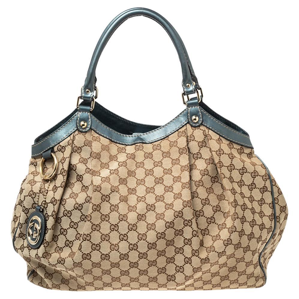 Gucci - Grand sac cabas Sukey en toile et cuir beige/bleu métallique GG