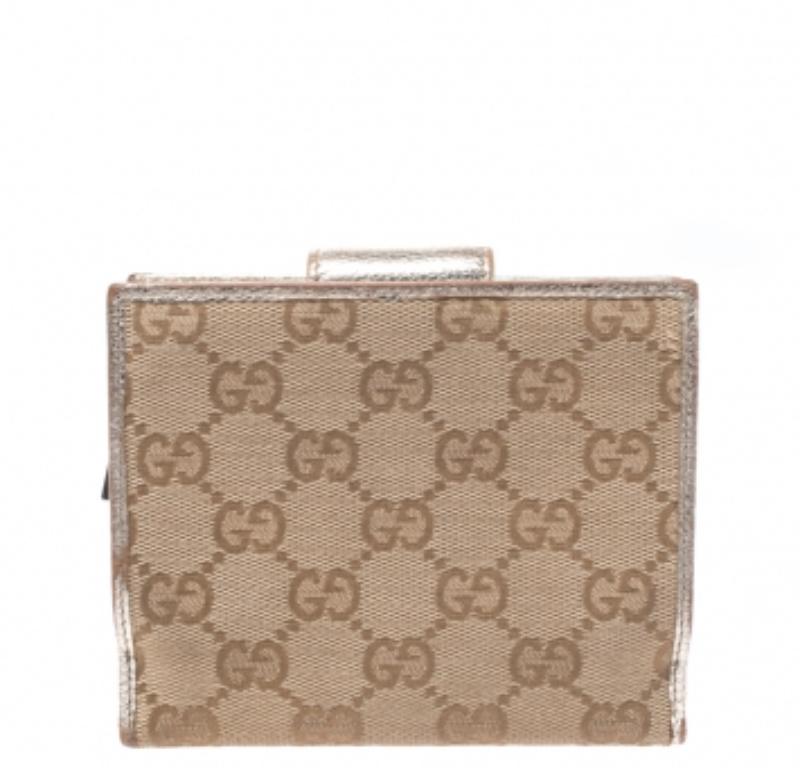 Gucci Beige/Metallic Gold GG Canvas Abbey D Ring Compact Wallet en vente 3