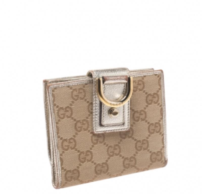 Gucci Beige/Metallic Gold GG Canvas Abbey D Ring Compact Wallet en vente 4