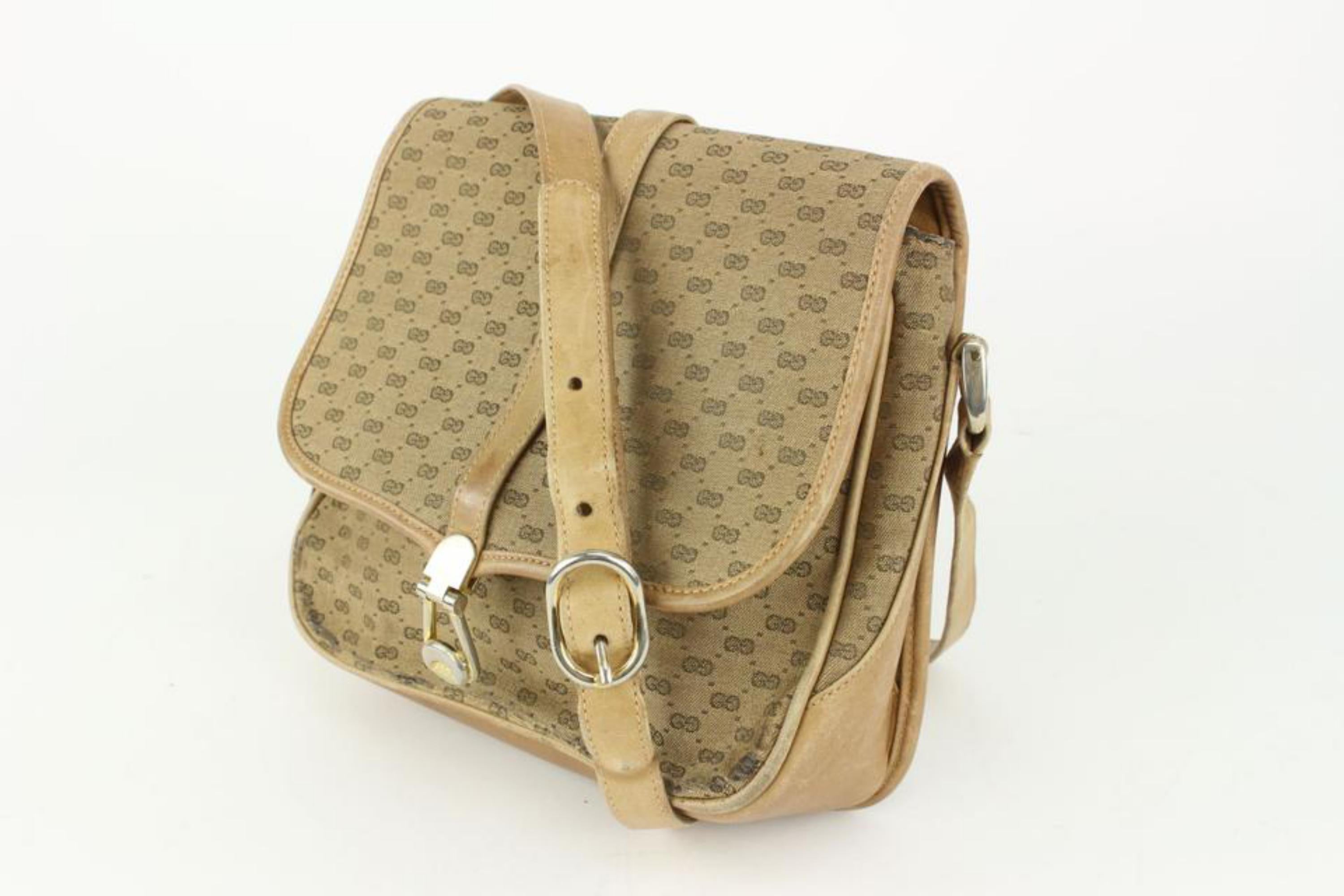 Gucci Beige Micro GG Monogram Crossbody Flap Bag 6G1021 For Sale 8