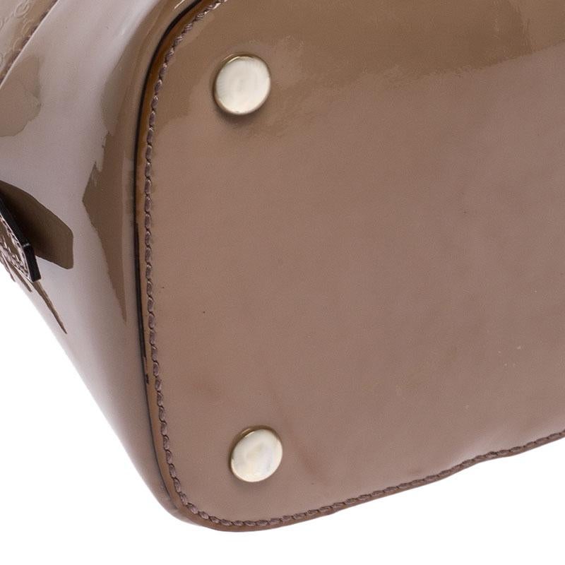 Gucci Beige Micro Guccissima Patent Leather Nice Satchel In Good Condition In Dubai, Al Qouz 2