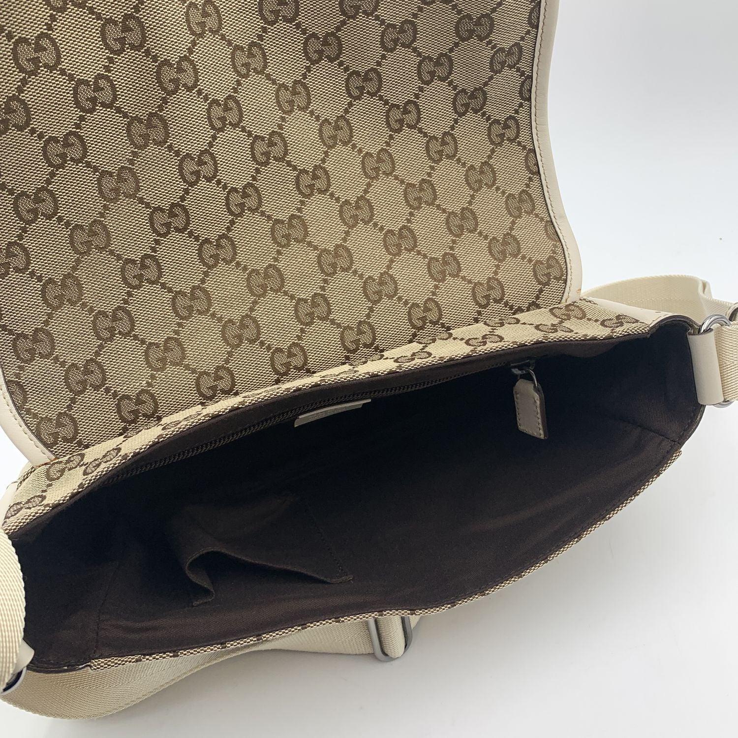 Gucci Beige Monogram Canvas White Leather Messenger Bag In Excellent Condition In Rome, Rome