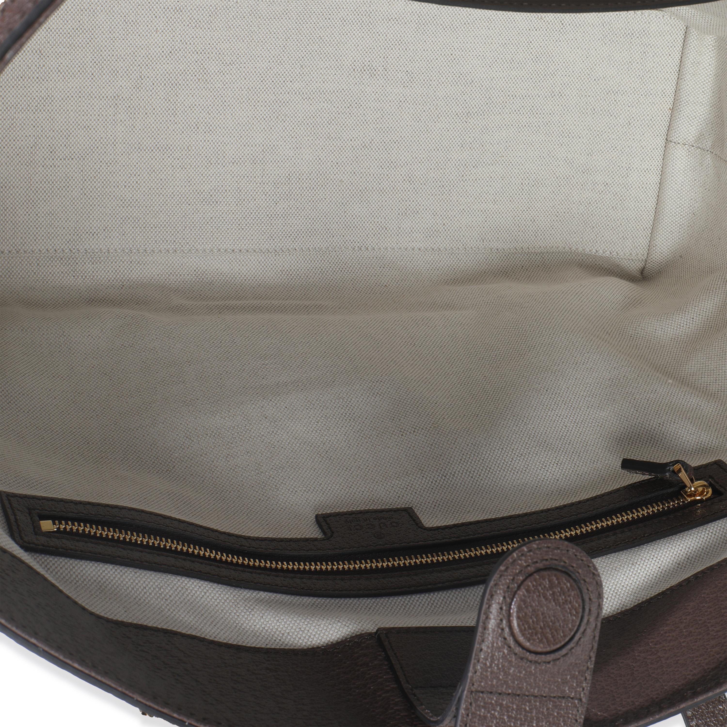 Gucci Beige Monogram Jumbo GG Textured Calfskin Web Medium Ophidia Shopping Tote en vente 2