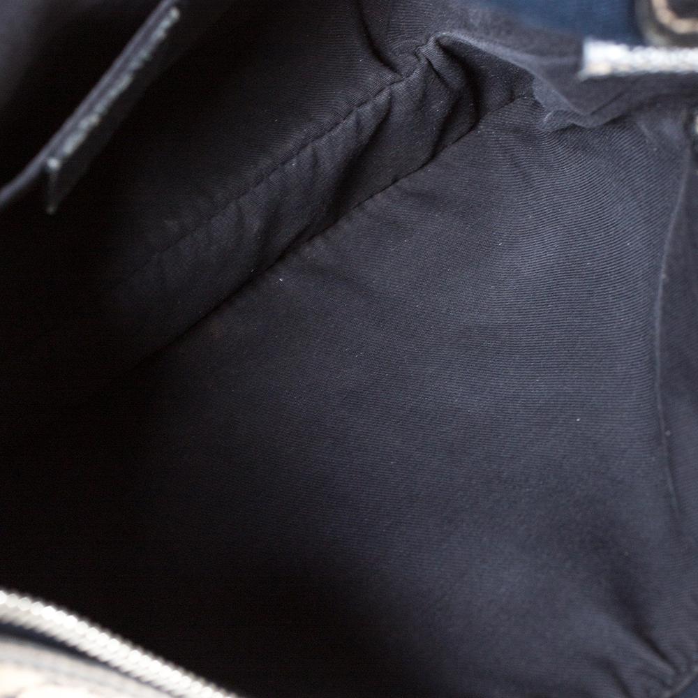 Gucci Beige/Navy Blue GG Canvas and Leather Web Shoulder Bag 2