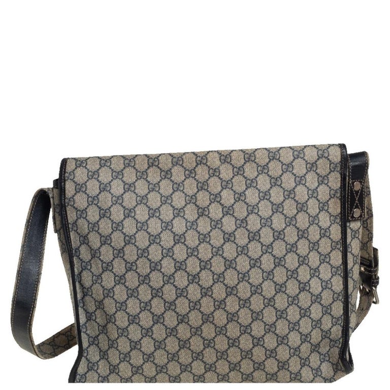 Gucci Beige/Navy Blue GG Supreme Canvas and Leather Web Messenger