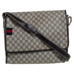 Gucci Beige/Navy Blue GG Supreme Canvas and Leather Web Messenger Bag