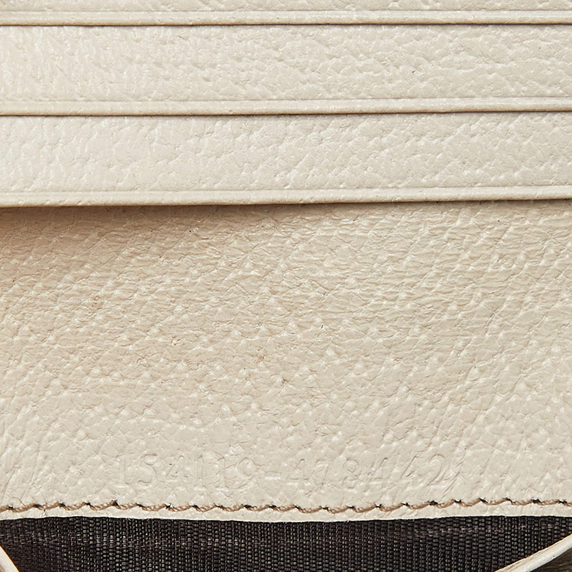 Gucci Beige/Off White GG Canvas and Leather Compact Wallet 4