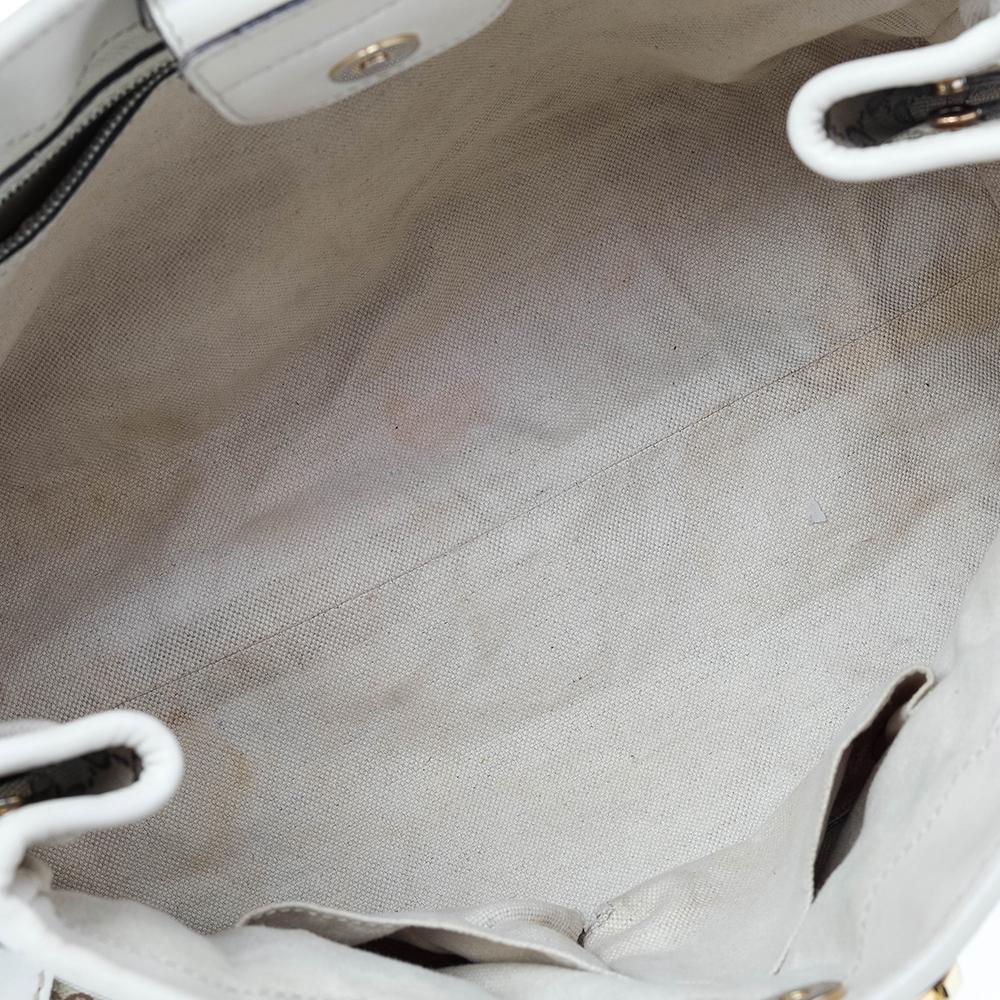 Women's Gucci Beige/Off White GG Canvas And Leather Medium Running Tote